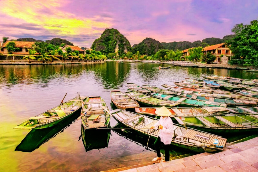 Tam Coc boat station at sunset in Ninh Binh Vietnam – Auasia Travel
